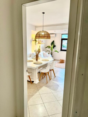 Oltremare Suite N37 Casa al mare giardino con Spa Bagheria